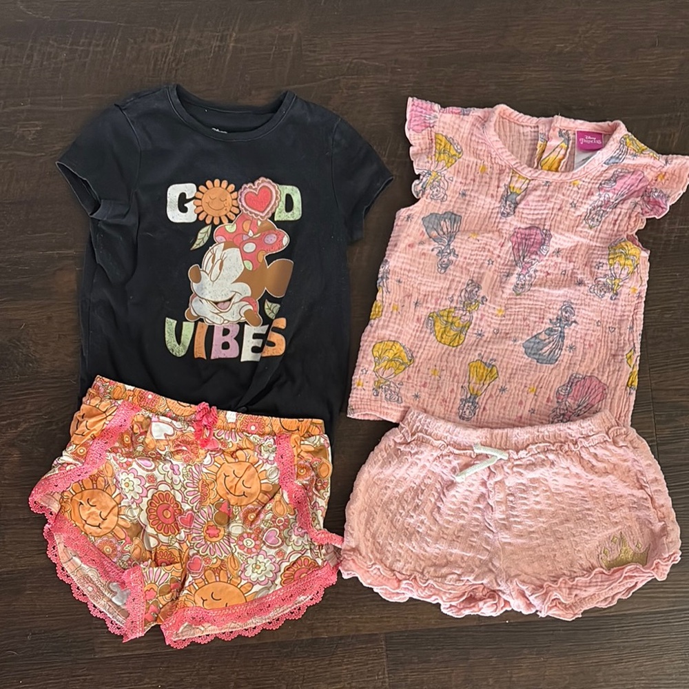 Disney Outfits
